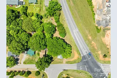 914 Wall Street, Statesville, NC 28677 - Photo 4