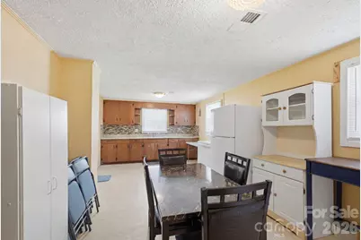 3948 Main Avenue Drive NW, Long View, NC 28601 - Photo 14