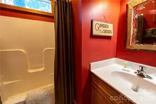 46 Rhett Dr, Flat Rock, NC 28731 - Photo 20