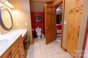 46 Rhett Dr, Flat Rock, NC 28731 - Photo 16