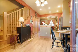 46 Rhett Dr, Flat Rock, NC 28731 - Photo 10