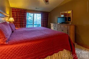 46 Rhett Dr, Flat Rock, NC 28731 - Photo 12