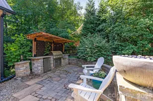 1915 Lynmore Dr, Sherrills Ford, NC 28673 - Photo 4