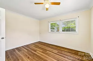 923 Yuma St, Charlotte, NC 28213 - Photo 22