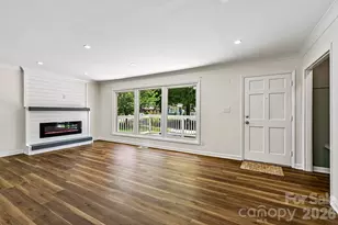 923 Yuma St, Charlotte, NC 28213 - Photo 8