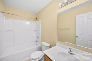 1831 Yaupon Rd, Charlotte, NC 28215 - Photo 32