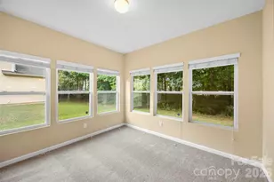 1831 Yaupon Rd, Charlotte, NC 28215 - Photo 8