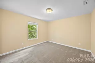 1831 Yaupon Rd, Charlotte, NC 28215 - Photo 20