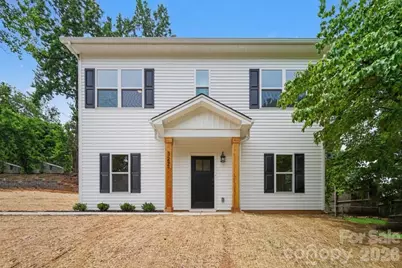 327 Whispering Pines Drive, Charlotte, NC 28217 - Photo 2