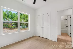 327 Whispering Pines Dr, Charlotte, NC 28217 - Photo 22