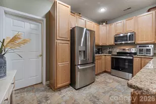 16627 Timber Crossing Rd, Charlotte, NC 28213 - Photo 16