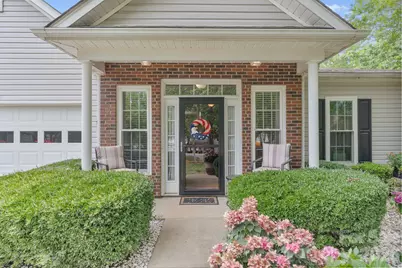 16627 Timber Crossing Road, Charlotte, NC 28213 - Photo 2