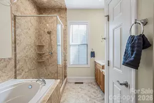 10022 Triple Oak Rd, Charlotte, NC 28277 - Photo 24