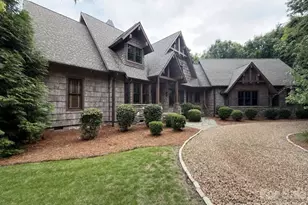 9208 Flying Eagle Ln, Charlotte, NC 28278 - Photo 2