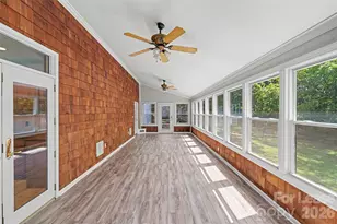 2545 Rea Rd, Charlotte, NC 28226 - Photo 16