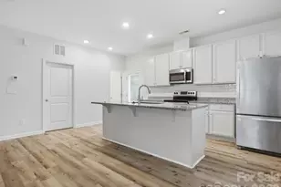 1609 Ronald St, Charlotte, NC 28216 - Photo 10
