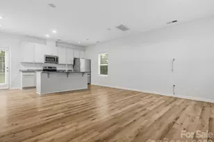 1609 Ronald St, Charlotte, NC 28216 - Photo 8