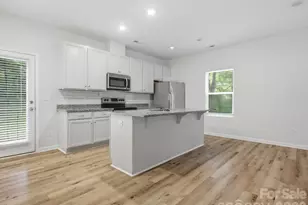 1609 Ronald St, Charlotte, NC 28216 - Photo 12