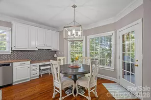 710 Fairway Point Dr, Tega Cay, SC 29708 - Photo 8