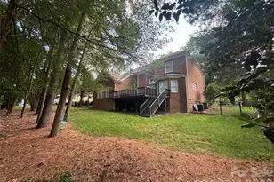 710 Fairway Point Dr, Tega Cay, SC 29708 - Photo 4