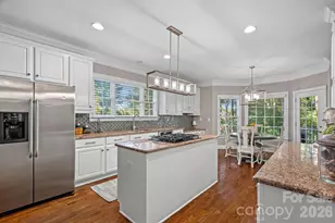 710 Fairway Point Dr, Tega Cay, SC 29708 - Photo 14
