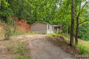 87 Holly Ridge Rd, Candler, NC 28715 - Photo 16