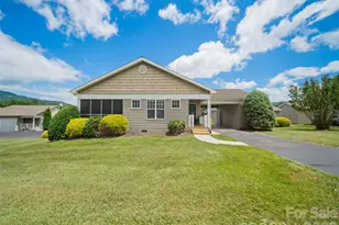 107 Cottage Loop, Waynesville, NC 28785 - Photo 4