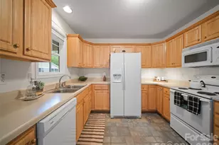 107 Cottage Loop, Waynesville, NC 28785 - Photo 14