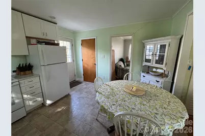 7644 Bramblewood Drive, Charlotte, NC 28217 - Photo 10
