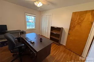7644 Bramblewood Dr, Charlotte, NC 28217 - Photo 20