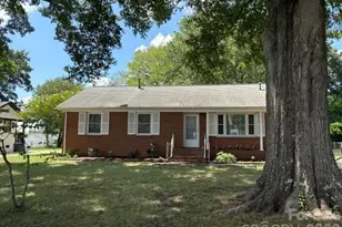 7644 Bramblewood Dr, Charlotte, NC 28217 - Photo 2