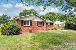 6338 Montpelier Rd, Charlotte, NC 28210 - Photo 4
