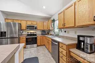 51 Sunview Cir, Arden, NC 28704 - Photo 10