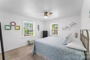 19 Wilburn Rd, Asheville, NC 28806 - Photo 16