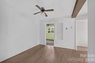 940 Meadowlane Dr NW, Lenoir, NC 28645 - Photo 32