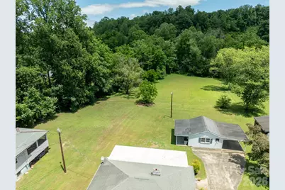 940 Meadowlane Drive NW, Lenoir, NC 28645 - Photo 14