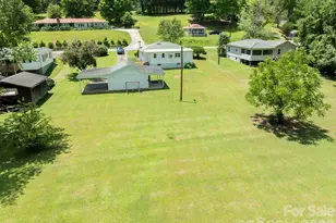 940 Meadowlane Dr NW, Lenoir, NC 28645 - Photo 10