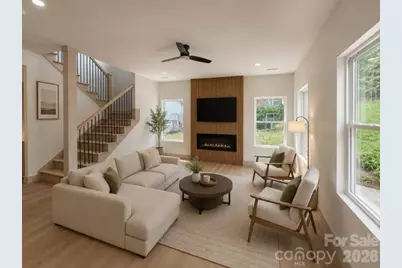 1830 31st Street NE, Hickory, NC 28601 - Photo 2