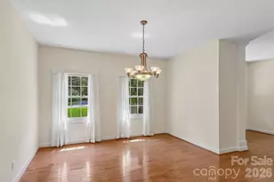 208 Arbor Ln, Hendersonville, NC 28791 - Photo 12