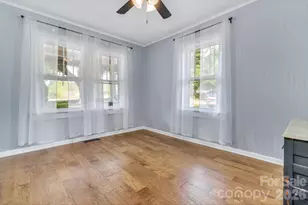 657 Old Fort Rd, Fairview, NC 28730 - Photo 26