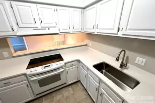 1600 Sharon Rd W, Charlotte, NC 28210 - Photo 8