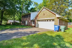 792 Reaford Rd, Winston Salem, NC 27104 - Photo 4
