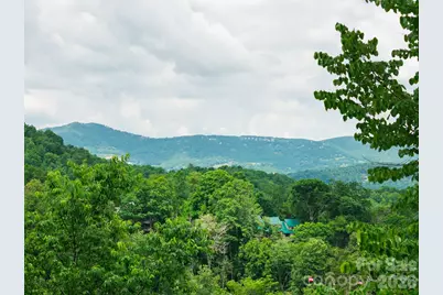 218 Slope View Drive #22, Sugar Mountain, NC 28604 - Photo 34