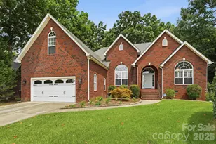 1366 Crown Ridge Dr, Fort Mill, SC 29708 - Photo 1