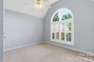 1366 Crown Ridge Dr, Fort Mill, SC 29708 - Photo 8