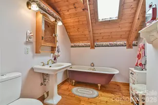 896 Aiken Rd, Asheville, NC 28804 - Photo 18