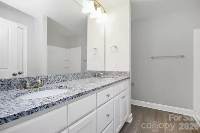 2595 Henry Falls Drive, Hickory, NC 28602 - Photo 20