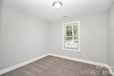 2595 Henry Falls Drive, Hickory, NC 28602 - Photo 24