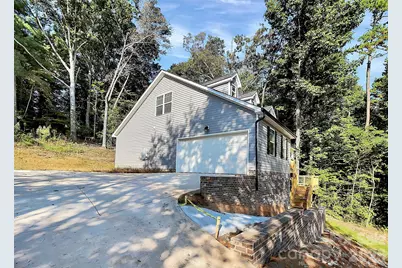 2595 Henry Falls Drive, Hickory, NC 28602 - Photo 4