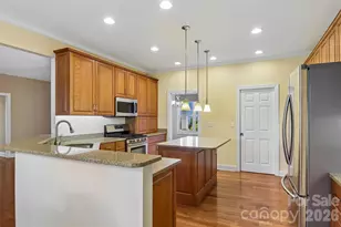 959 Silverglen Wy, Hendersonville, NC 28792 - Photo 12